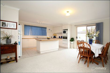 Property photo of 2/152 Dandelion Drive Rowville VIC 3178