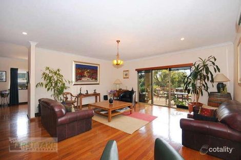 Property photo of 72 Finnerty Street Karrinyup WA 6018