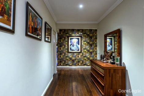 Property photo of 43 Holyoake Parade Manor Lakes VIC 3024