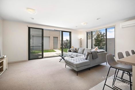 Property photo of 35 Sunline Avenue Alfredton VIC 3350