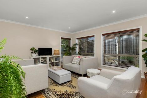 Property photo of 24 Vaucluse Rise Doreen VIC 3754