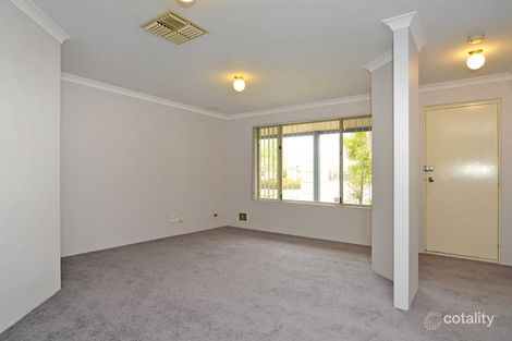 Property photo of 7 Courtland Crescent Redcliffe WA 6104