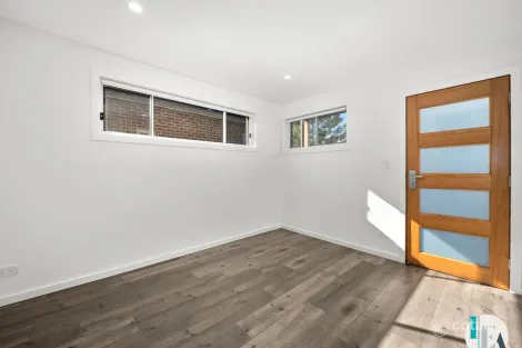 Property photo of 15B Saddleback Crescent Stream Hill NSW 2526