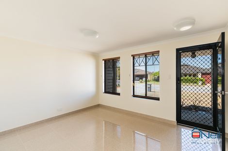 Property photo of 12 Milano Loop Seville Grove WA 6112