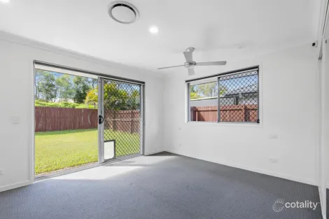 Property photo of 187 Greenacre Drive Arundel QLD 4214