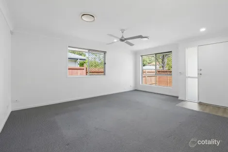 Property photo of 187 Greenacre Drive Arundel QLD 4214