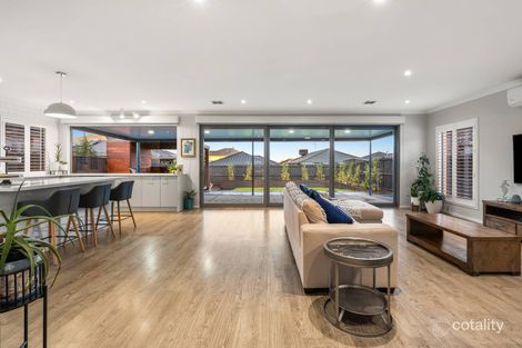 Property photo of 14 Elsey Way Clyde North VIC 3978
