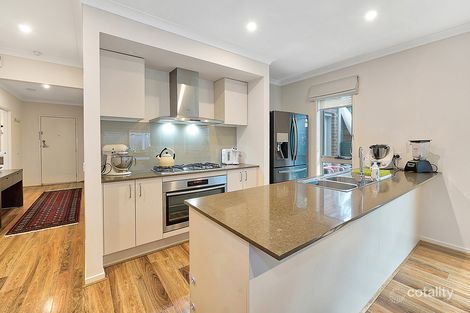 Property photo of 13 Hassett Lane Cranbourne West VIC 3977