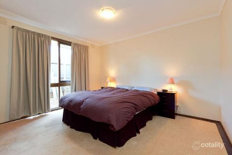 Property photo of 3 Bridgewater Drive Dingley Village VIC 3172