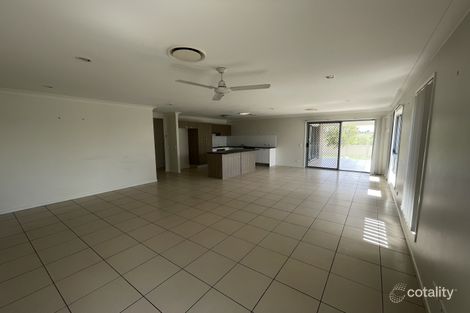 Property photo of 32 Austin Crescent Moura QLD 4718