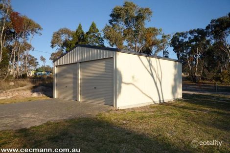 Property photo of 38 Calvert Road Glen Aplin QLD 4381