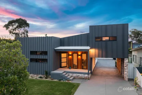 Property photo of 11 Colleen Street Berkeley Vale NSW 2261