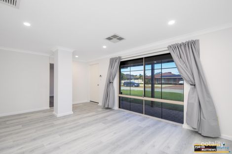 Property photo of 5 Agate Way Maida Vale WA 6057