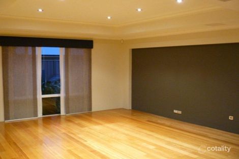 Property photo of 43 Runnymede Gate Wellard WA 6170