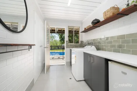 Property photo of 15 Panorama Place Lavington NSW 2641