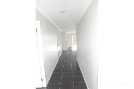 Property photo of 42 Sawmill Circuit Riverhills QLD 4074