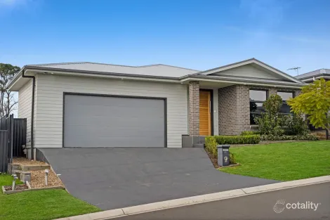 Property photo of 51 Roy Crescent Thirlmere NSW 2572