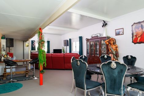 Property photo of 19 Gumtree Road Bakers Hill WA 6562