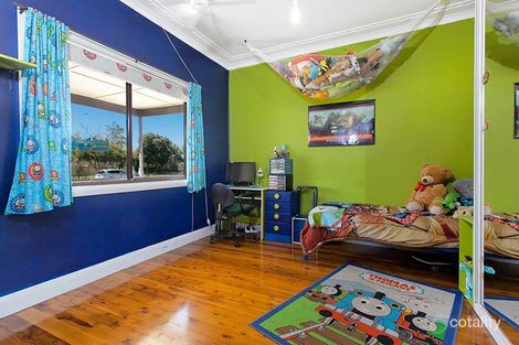 Property photo of 294 Windang Road Windang NSW 2528