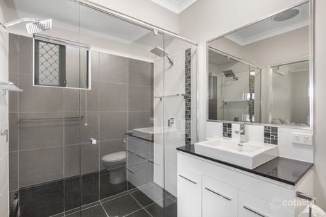 Property photo of 14 Huxley Crescent Oonoonba QLD 4811