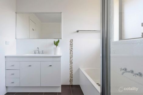 Property photo of 29 Ruth Bedford Street Franklin ACT 2913