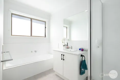 Property photo of 1 Bilston Place Sebastopol VIC 3356