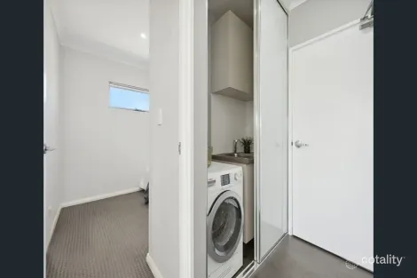 Property photo of 4/18 St Albans Road Nollamara WA 6061