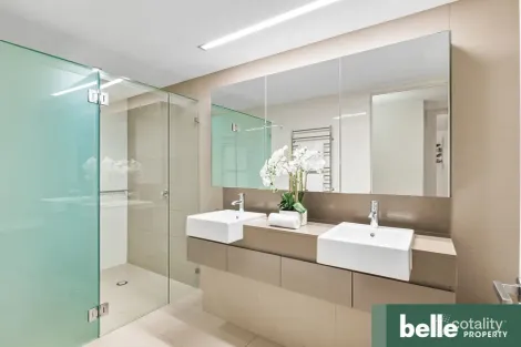 Property photo of 332/90 Wynnum Road Norman Park QLD 4170