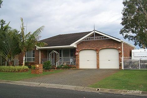 17 Telopea Ave, Yamba, NSW 2464