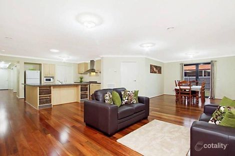 Property photo of 92 The Old Stock Run Sunbury VIC 3429