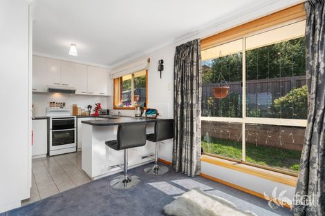 Property photo of 2/8 Clives Avenue Old Beach TAS 7017