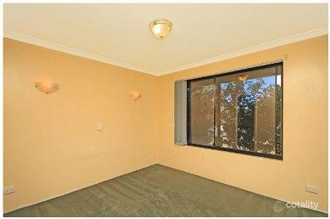 Property photo of 19 Thicket Circuit Banksia Grove WA 6031
