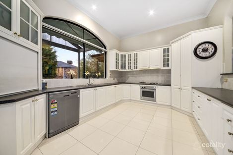 Property photo of 11 Montbrae Circuit Narre Warren North VIC 3804