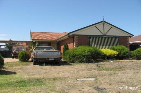 Property photo of 14 Rye Court Delahey VIC 3037