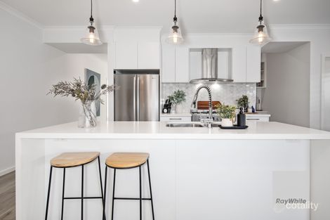 Property photo of 13 Bottlebrush Road Aintree VIC 3336