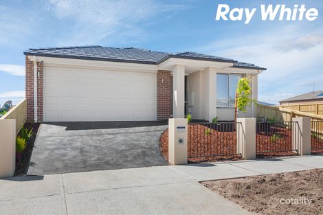 38 Arlington Ave, Pakenham, VIC 3810