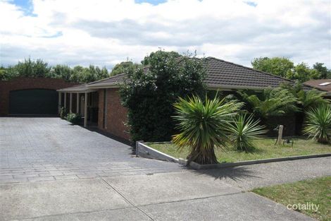 Property photo of 19 Carrington Crescent Carrum Downs VIC 3201