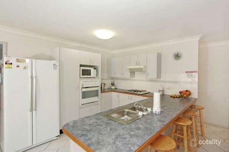 Property photo of 19 Kathleen Court Berkeley Vale NSW 2261