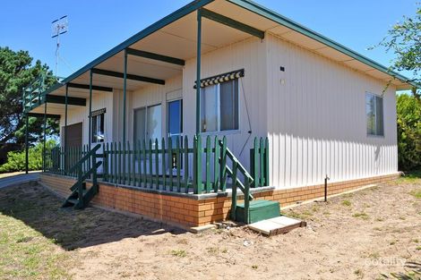 Property photo of 11 Castle Avenue Goolwa Beach SA 5214
