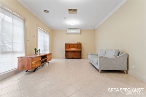 Property photo of 2/100 Neale Road Deer Park VIC 3023