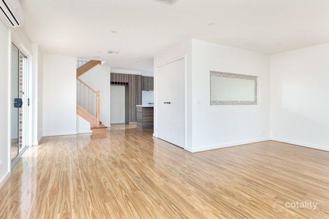 Property photo of 3/6 Station Street Somerville VIC 3912