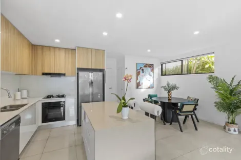 Property photo of 58 Evergreen View Robina QLD 4226