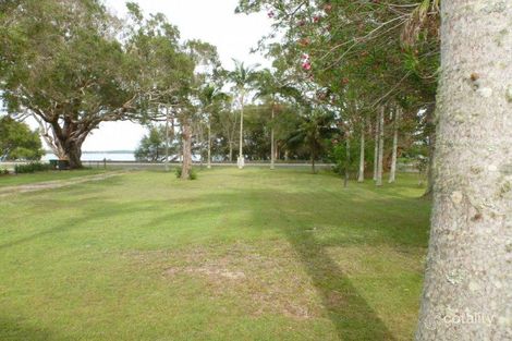 Property photo of 26 Marandowie Drive Iluka NSW 2466