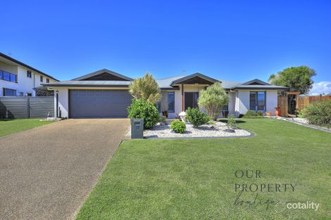 Property photo of 17 Leon Place Coral Cove QLD 4670