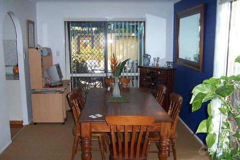 Property photo of 2 Linga Court Ashmore QLD 4214