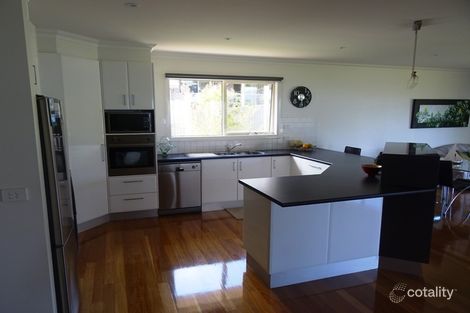 Property photo of 8 Whistler Close Mirador NSW 2548