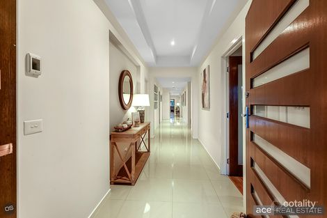 Property photo of 51 Lukis Avenue Williams Landing VIC 3027