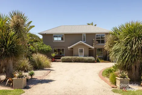 Property photo of 15 Dunvegan Crescent Surf Beach VIC 3922