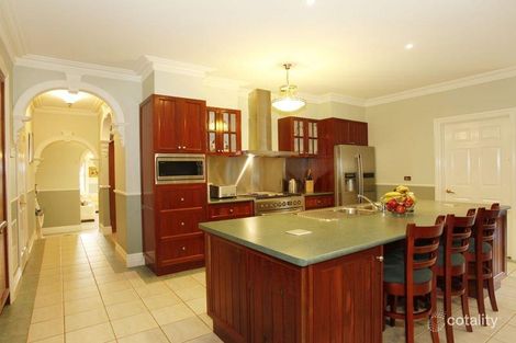 Property photo of 14 Nightingale Crescent Berwick VIC 3806