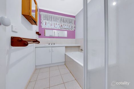 Property photo of 10 Bronhill Court Cranbourne West VIC 3977